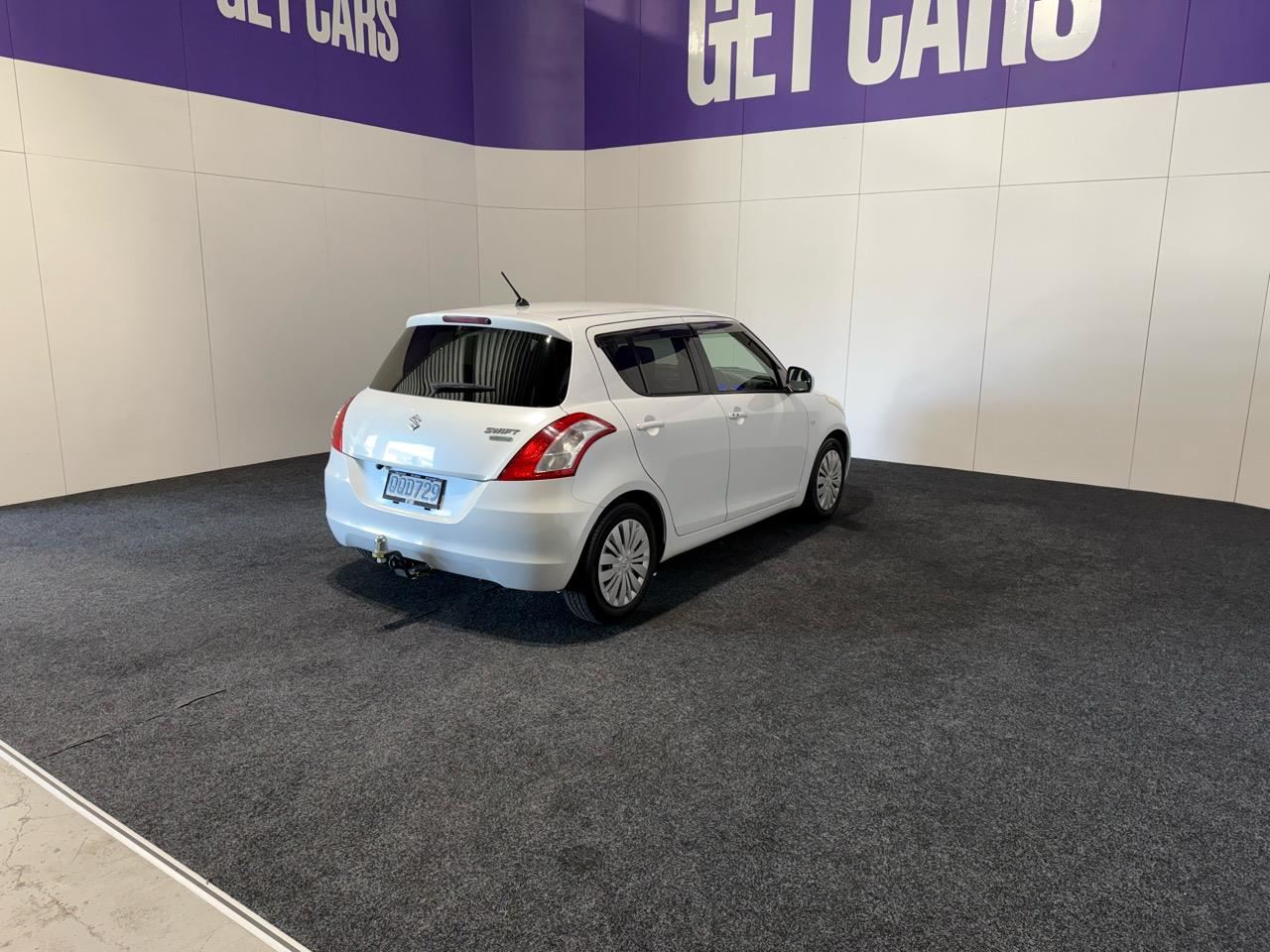 Vehicle image 4