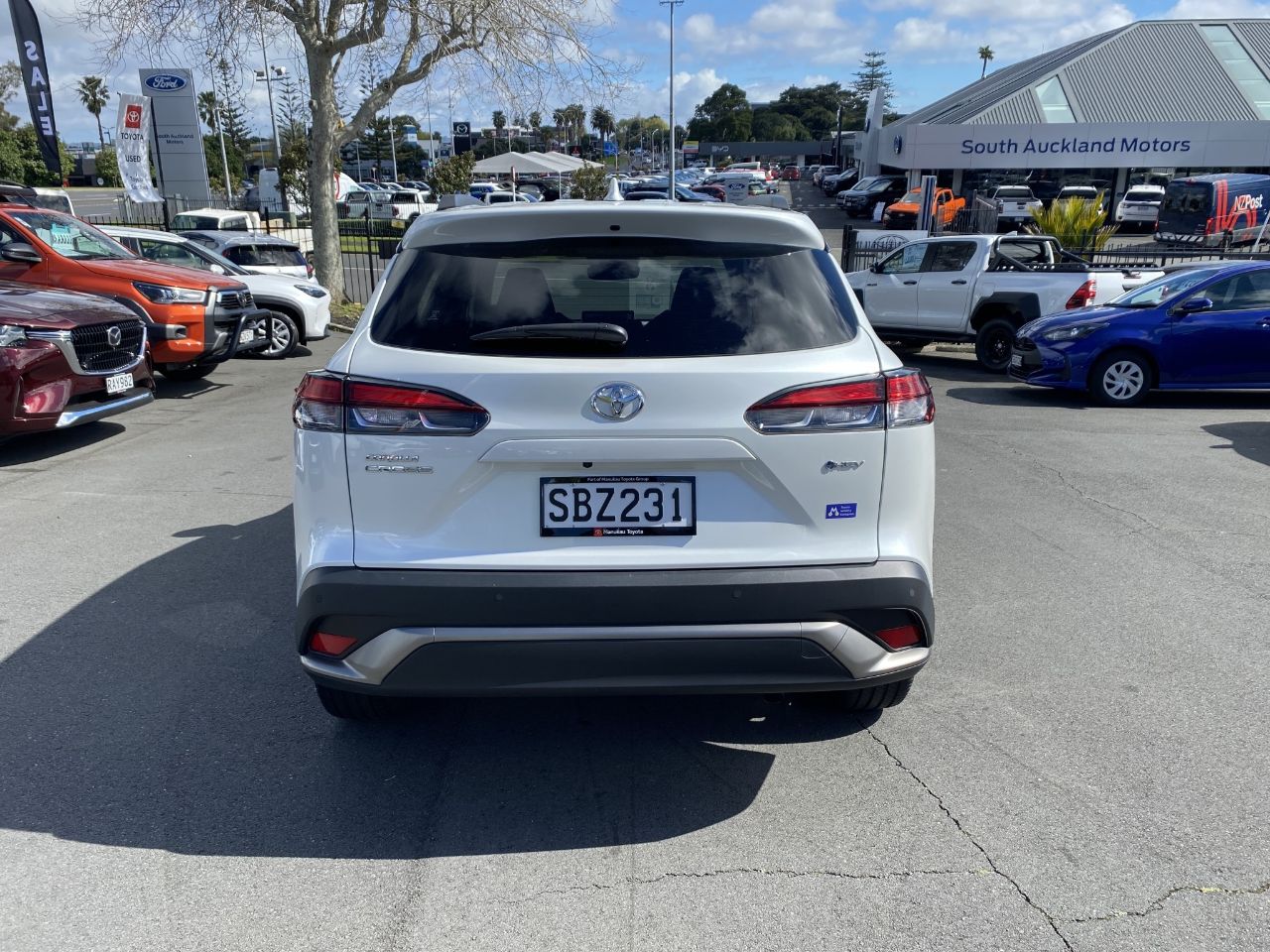 Vehicle image 3