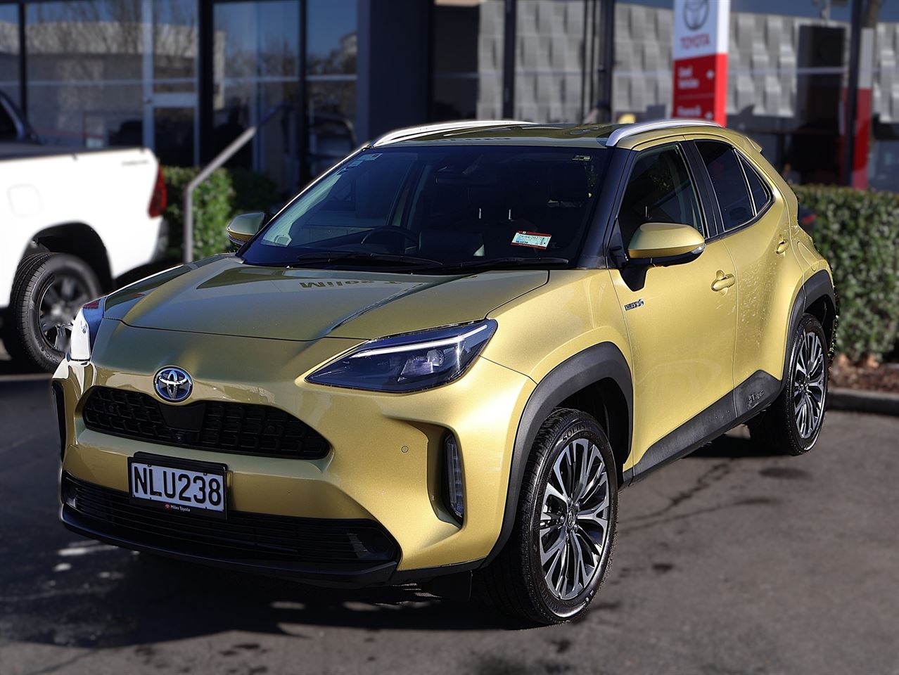 Vehicle image 3