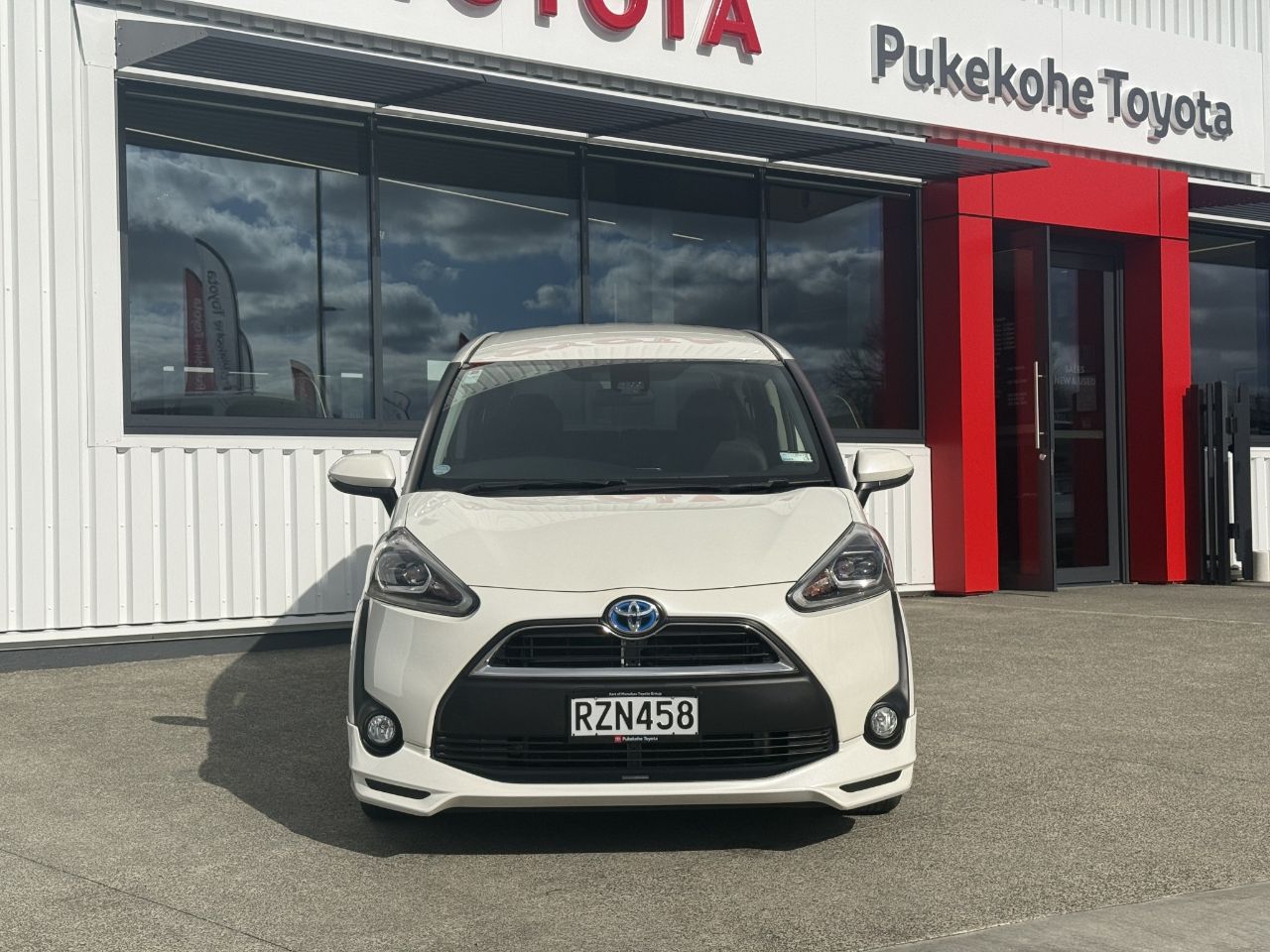 Vehicle image 2