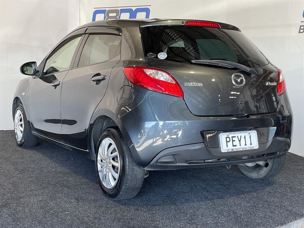 Vehicle image 4
