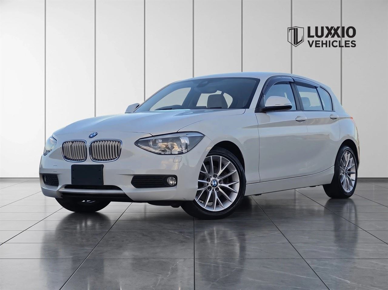 Vehicle image 1