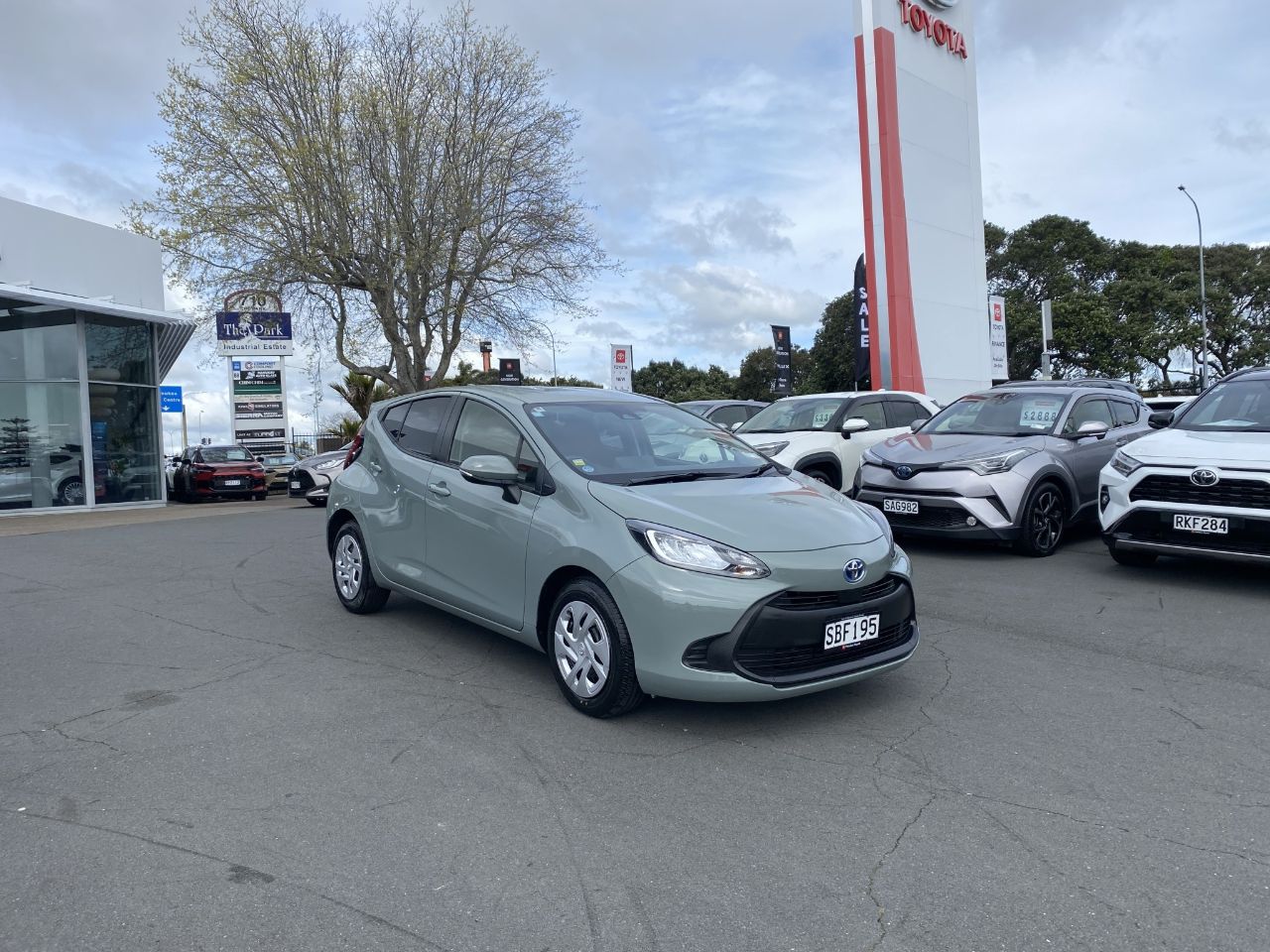Vehicle image 1