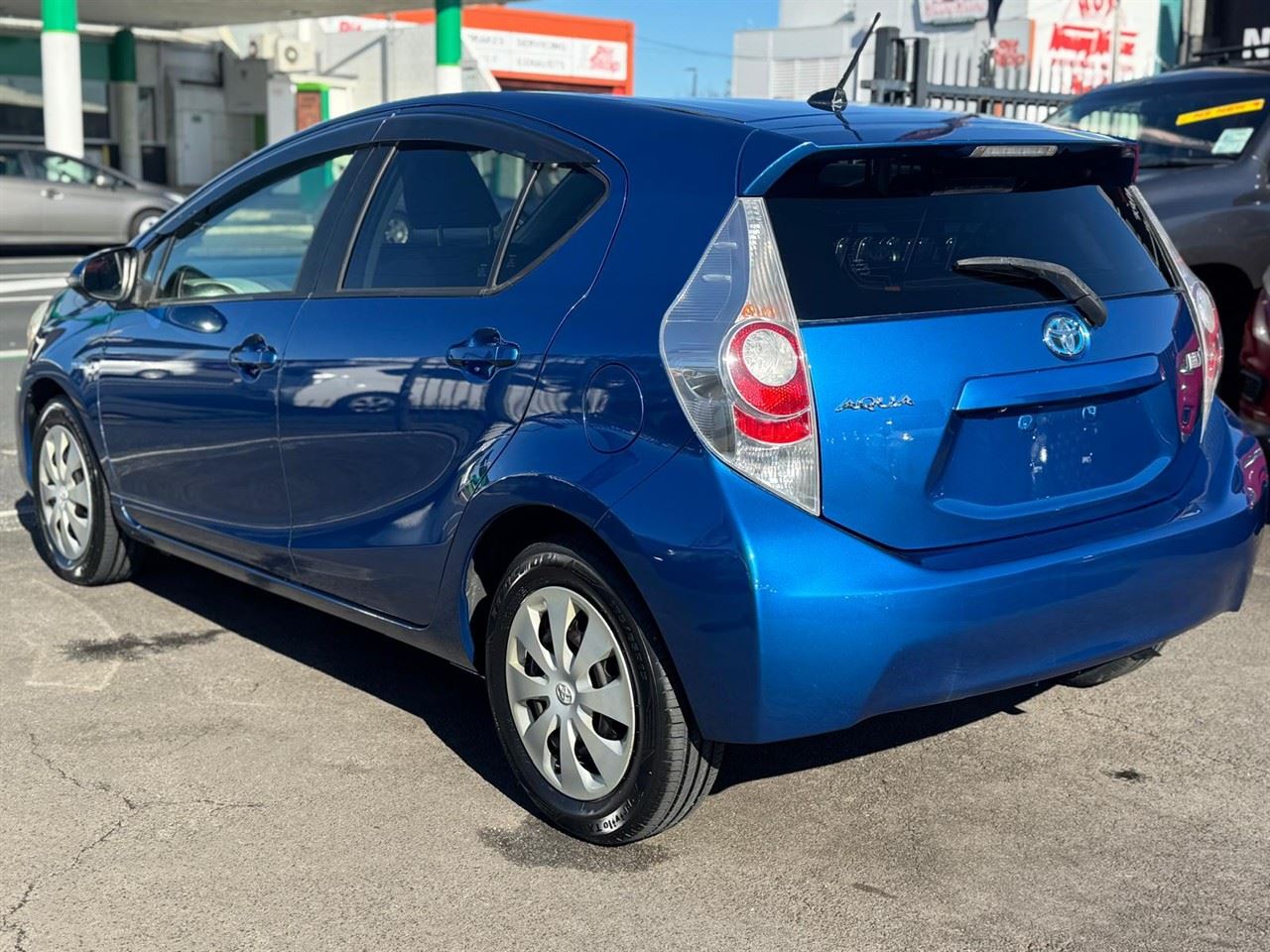 Vehicle image 2