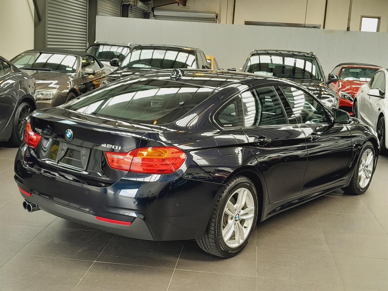 Vehicle image 4