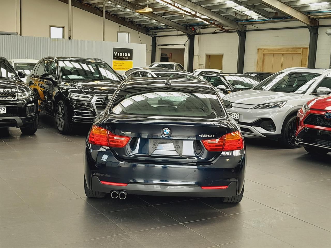 Vehicle image 5