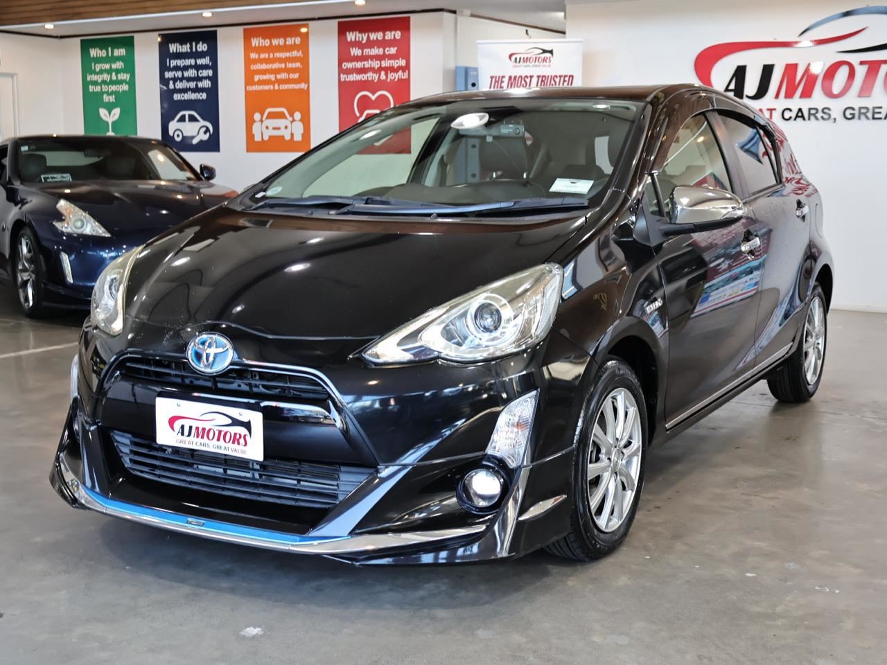 Vehicle image 3