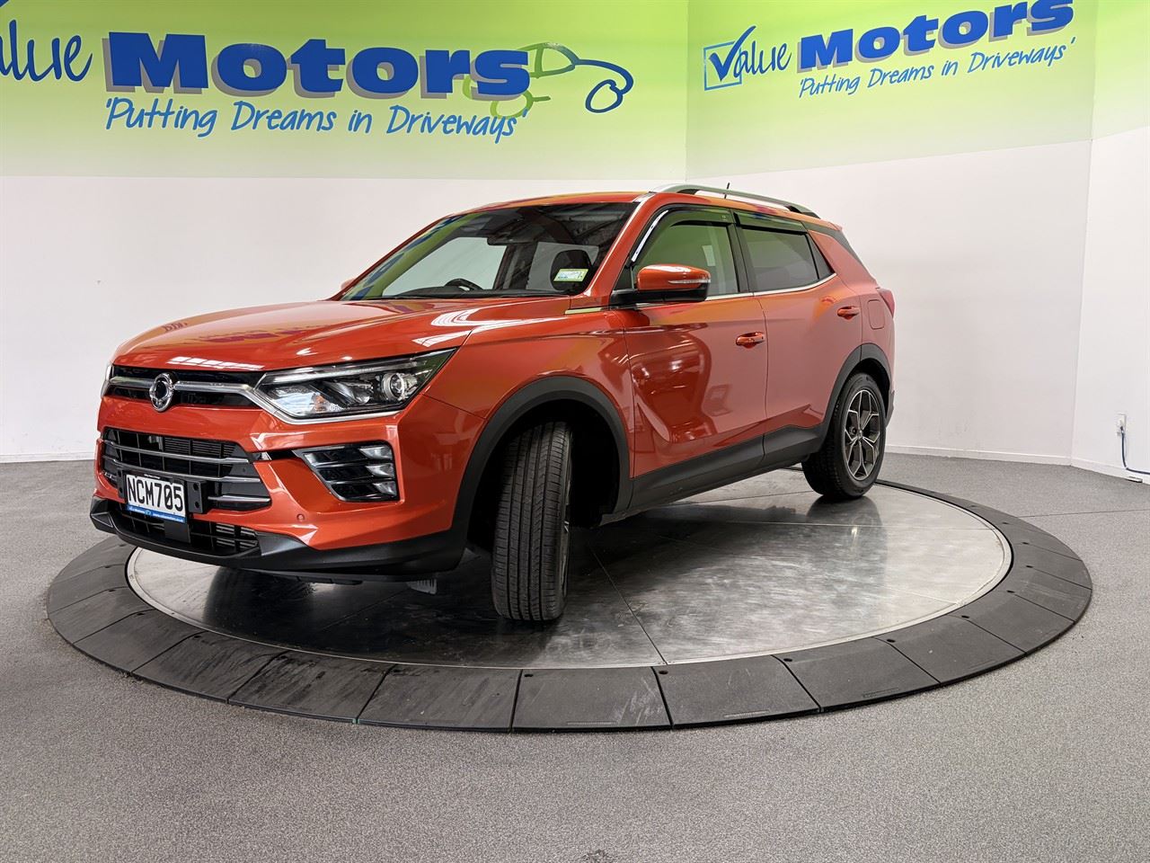 Vehicle image 3