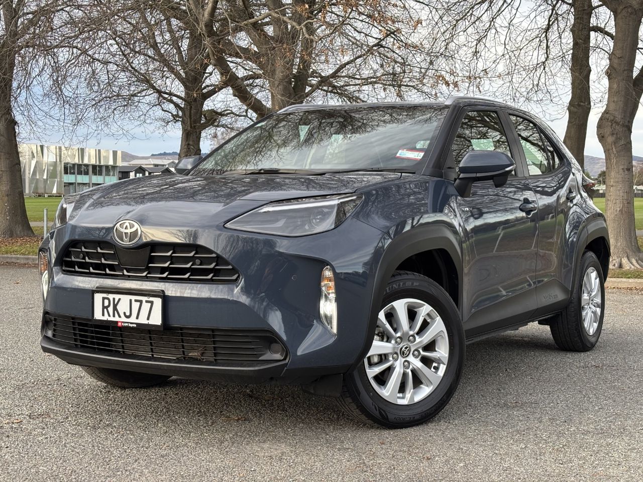 Vehicle image 3