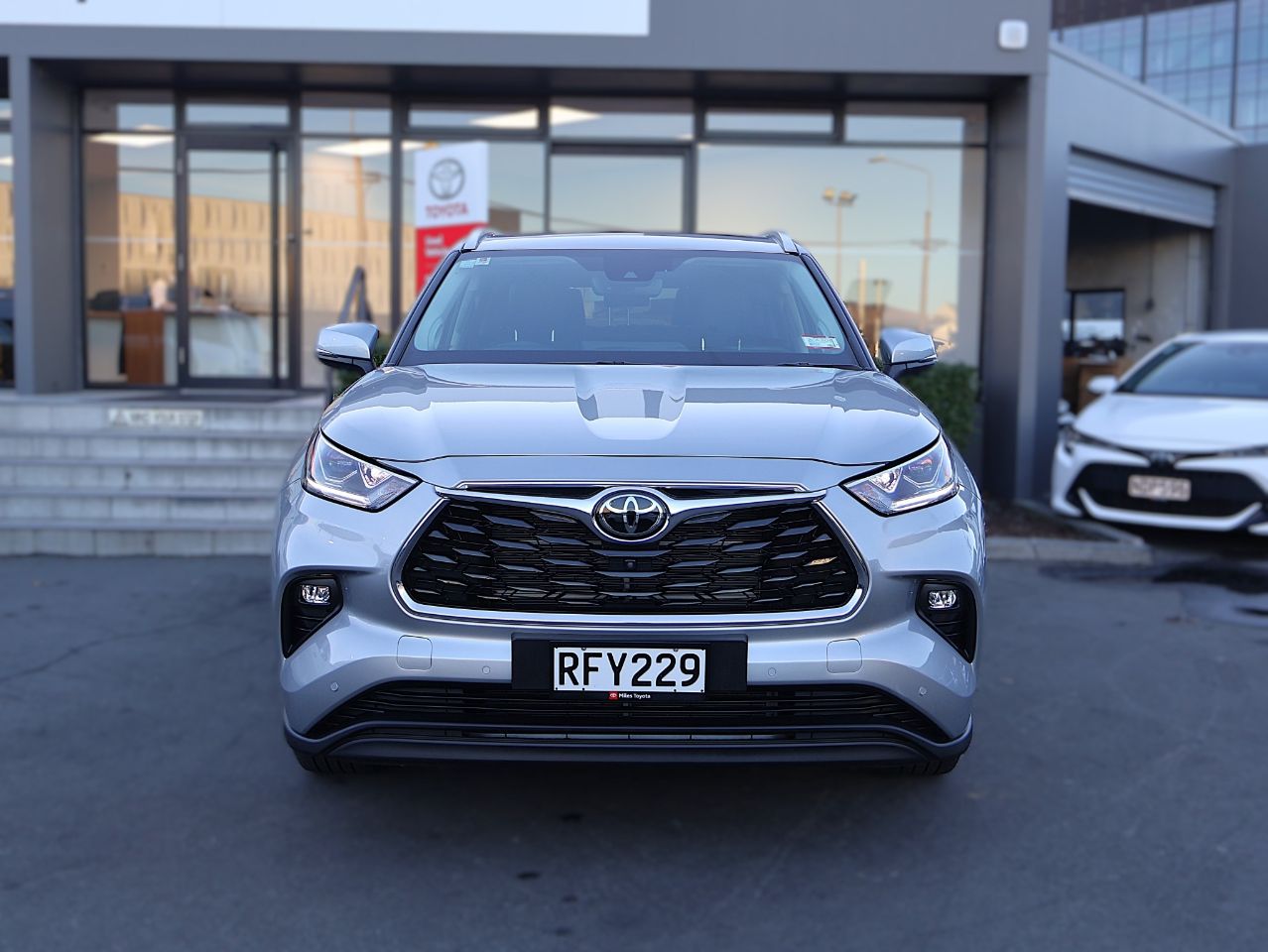 Vehicle image 2