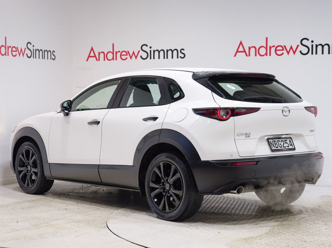 Vehicle image 3