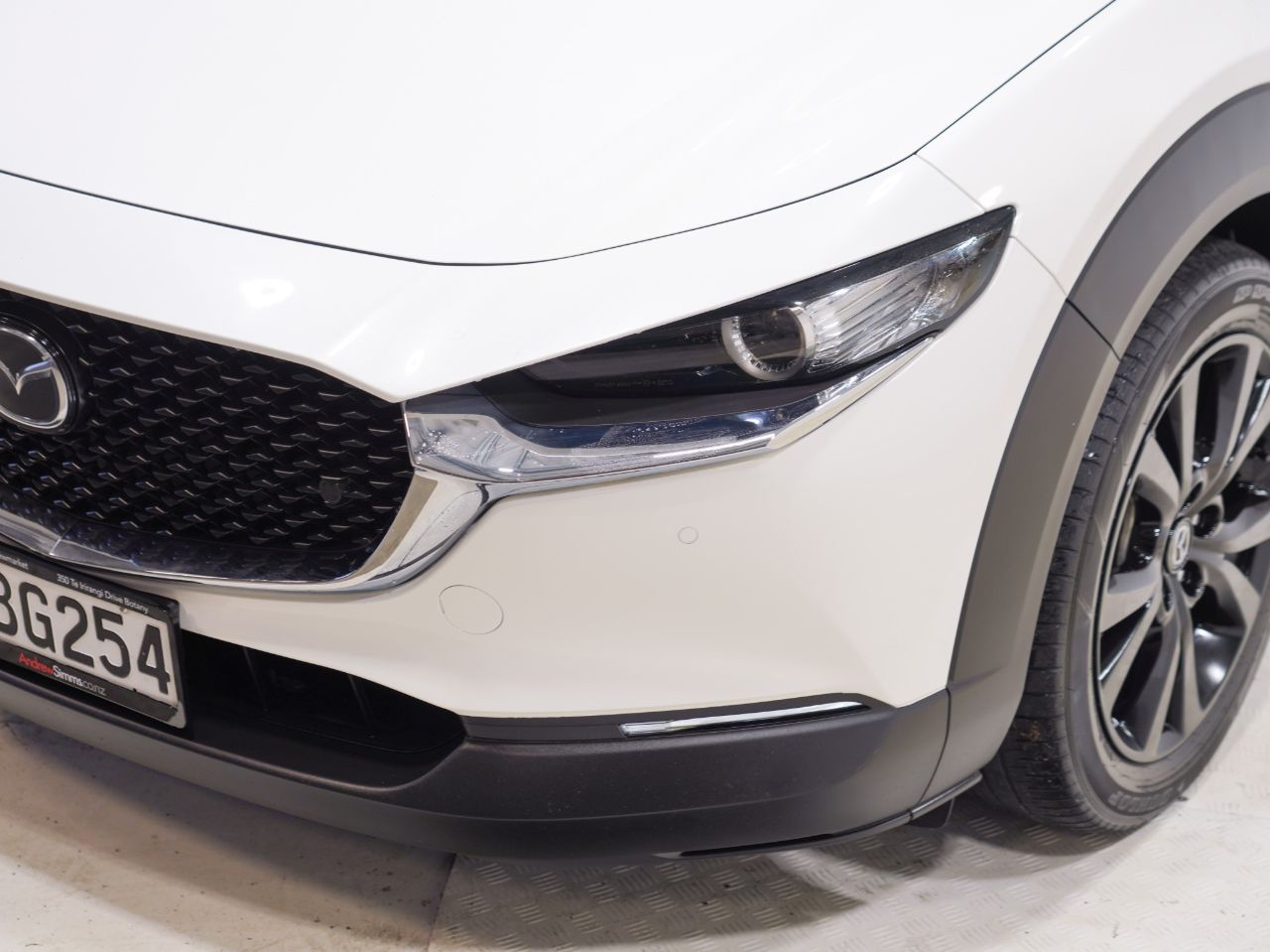 Vehicle image 5