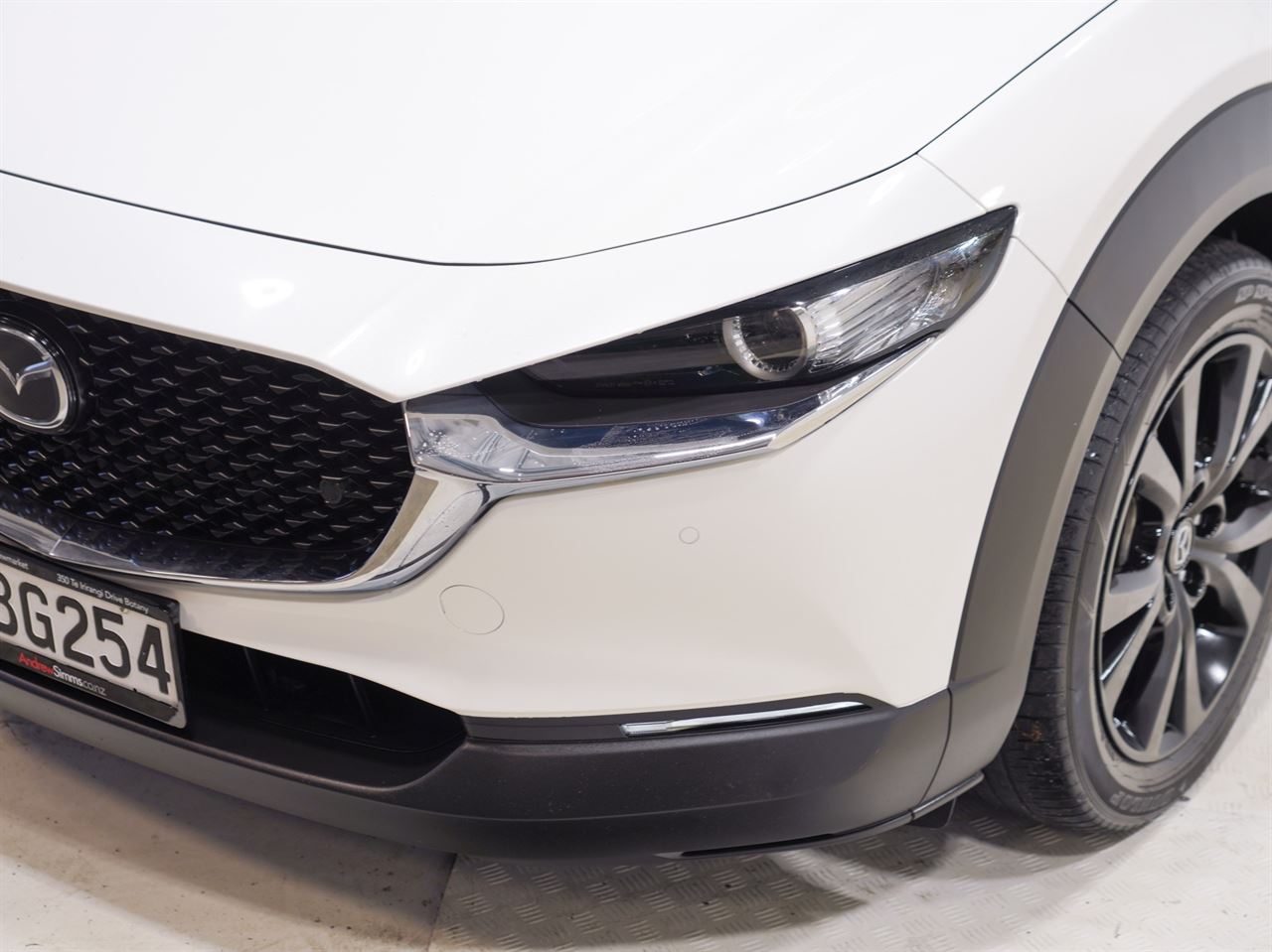 Vehicle image 5