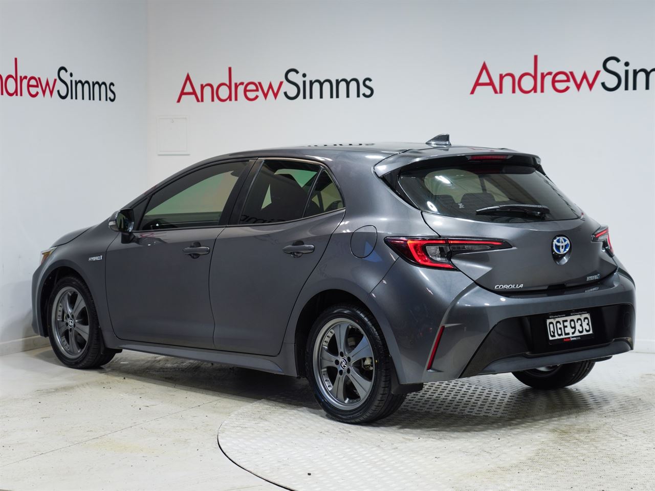 Vehicle image 3
