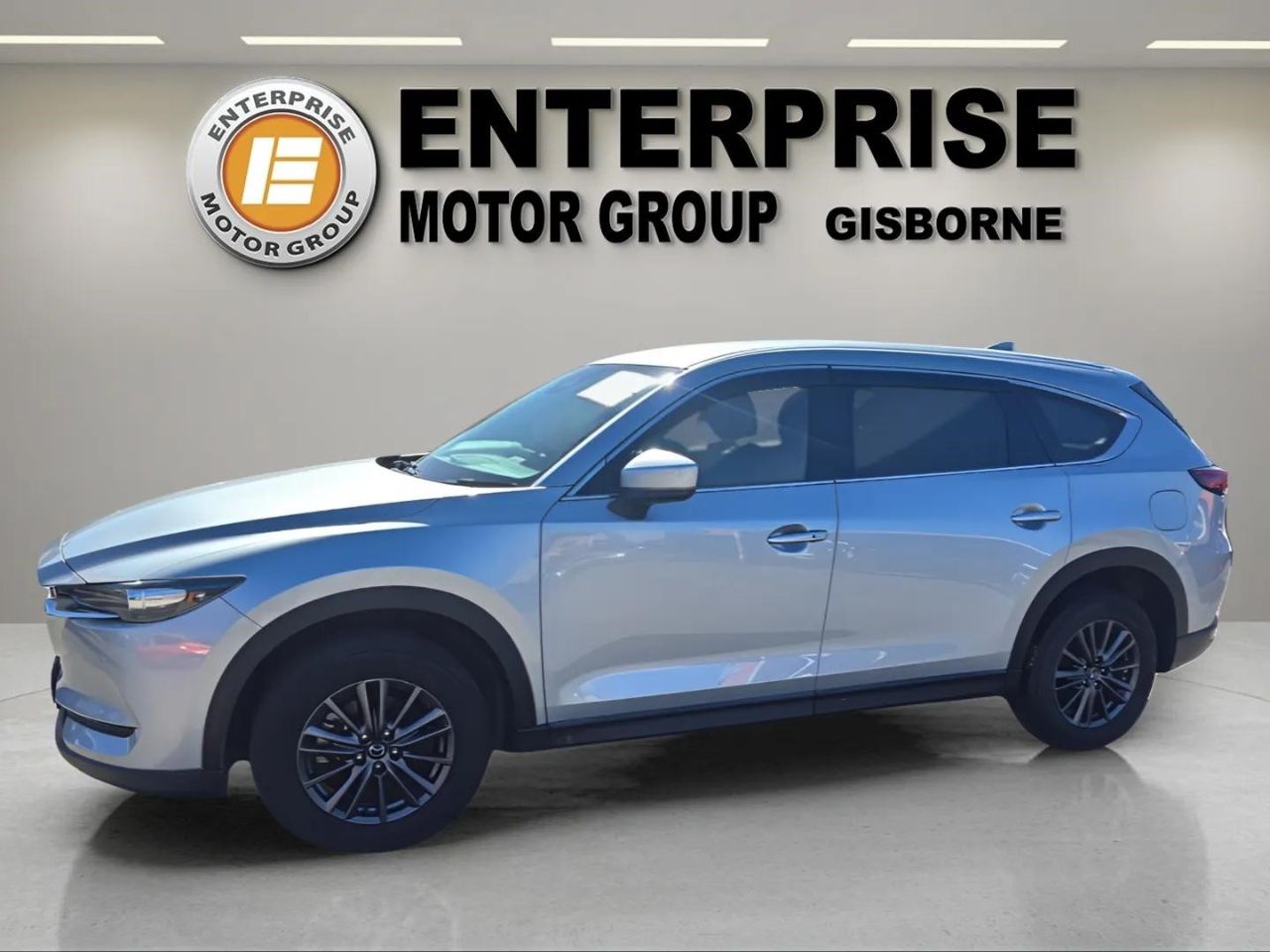 Vehicle image 4