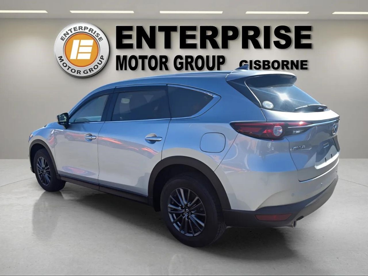 Vehicle image 5