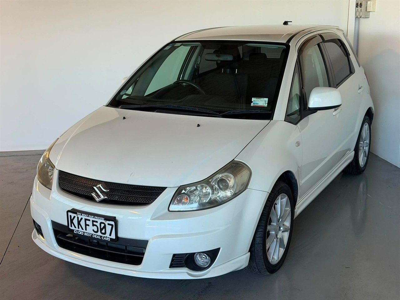 Vehicle image 3