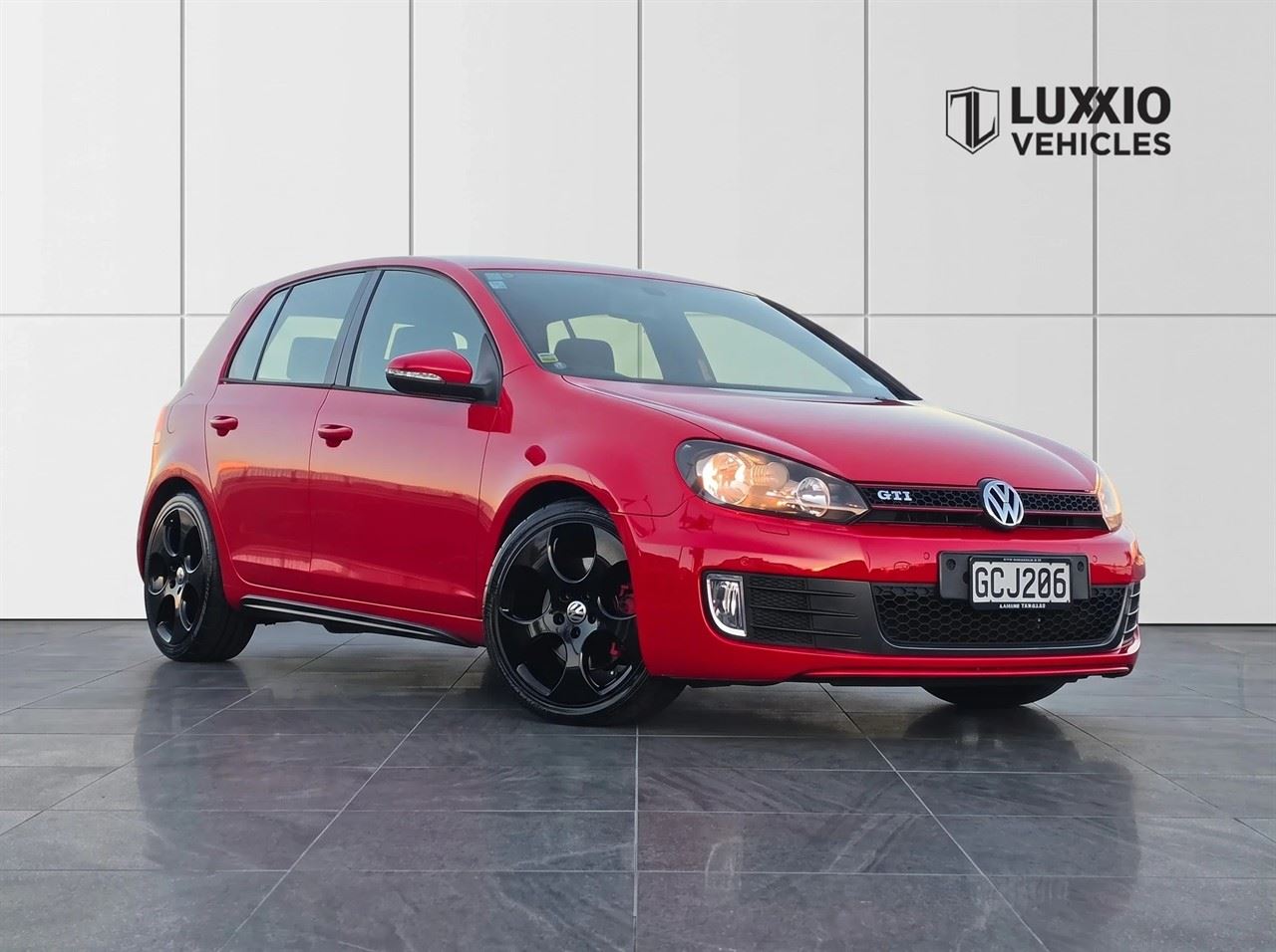 Vehicle image 4
