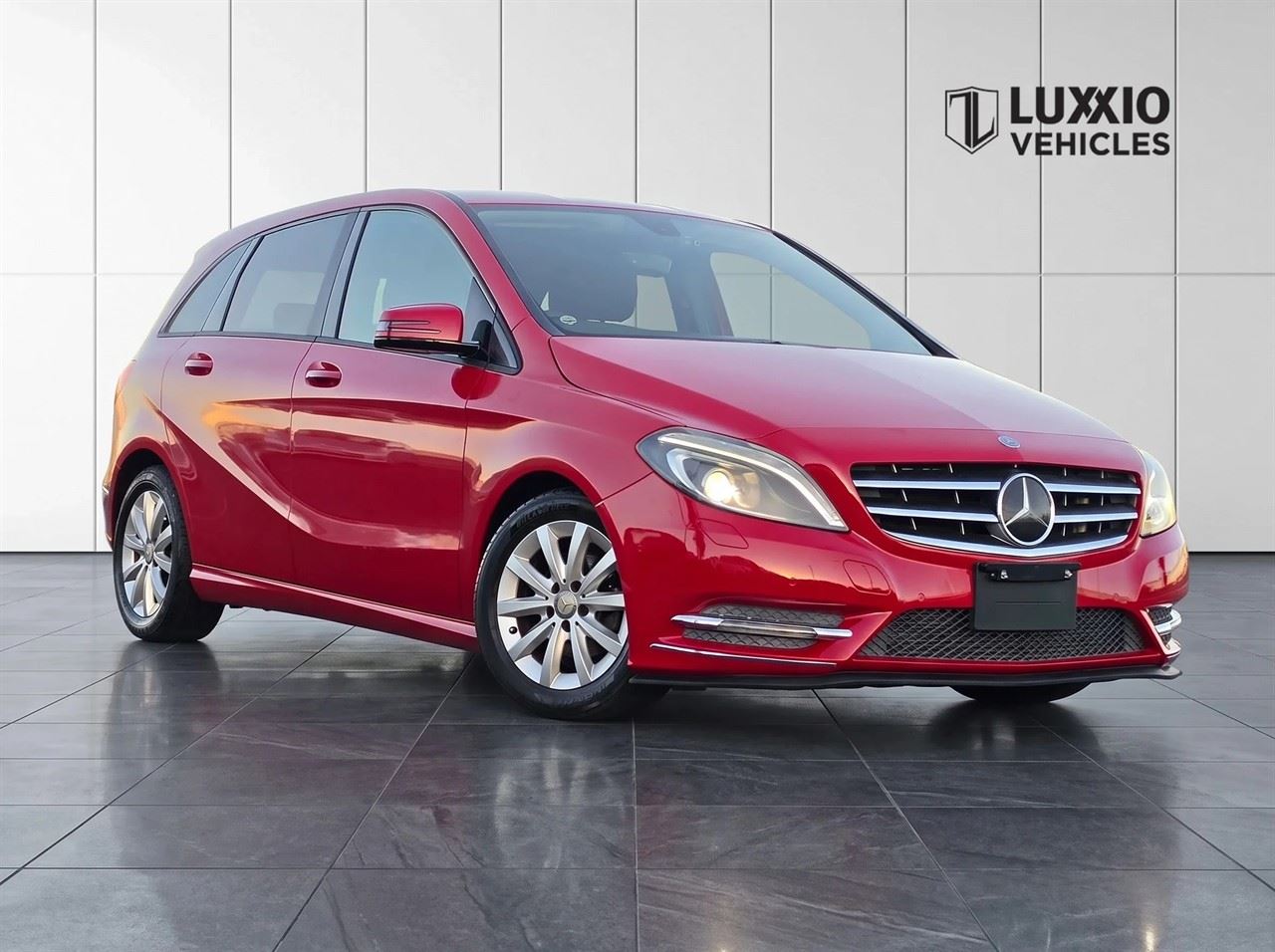 Vehicle image 4