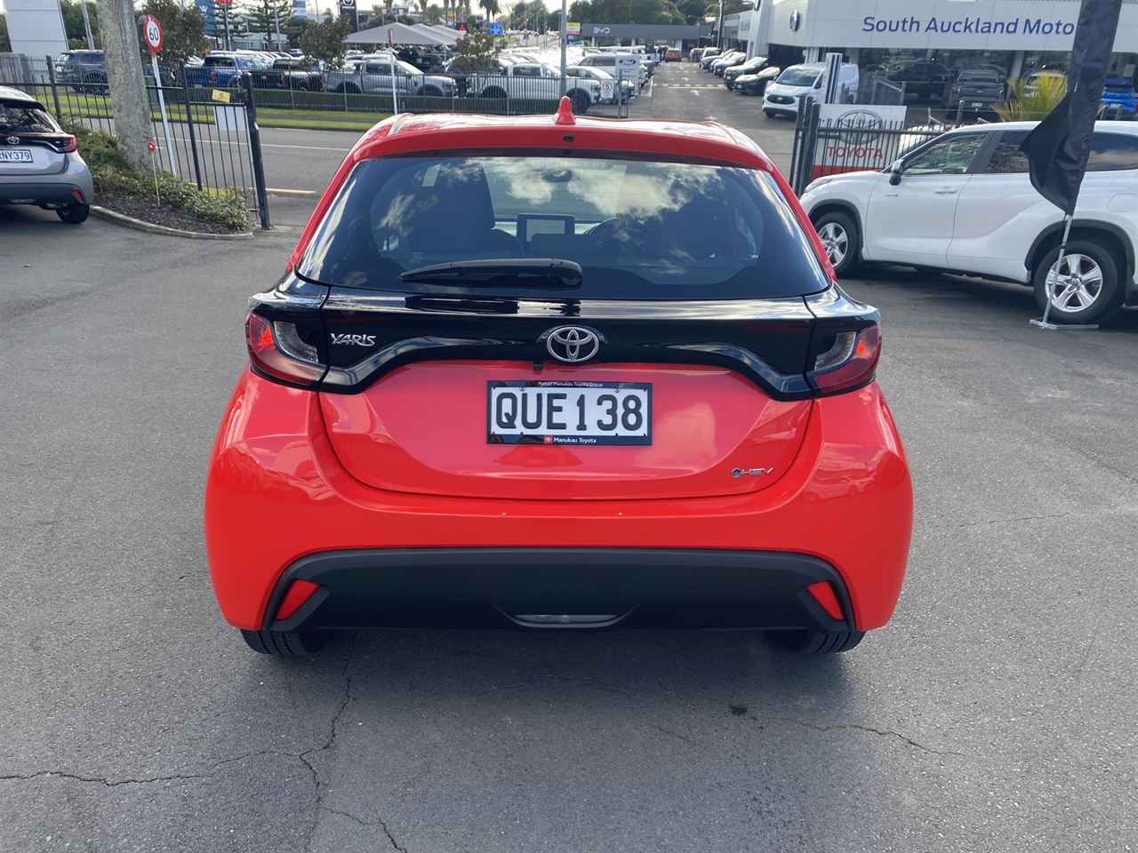 Vehicle image 3