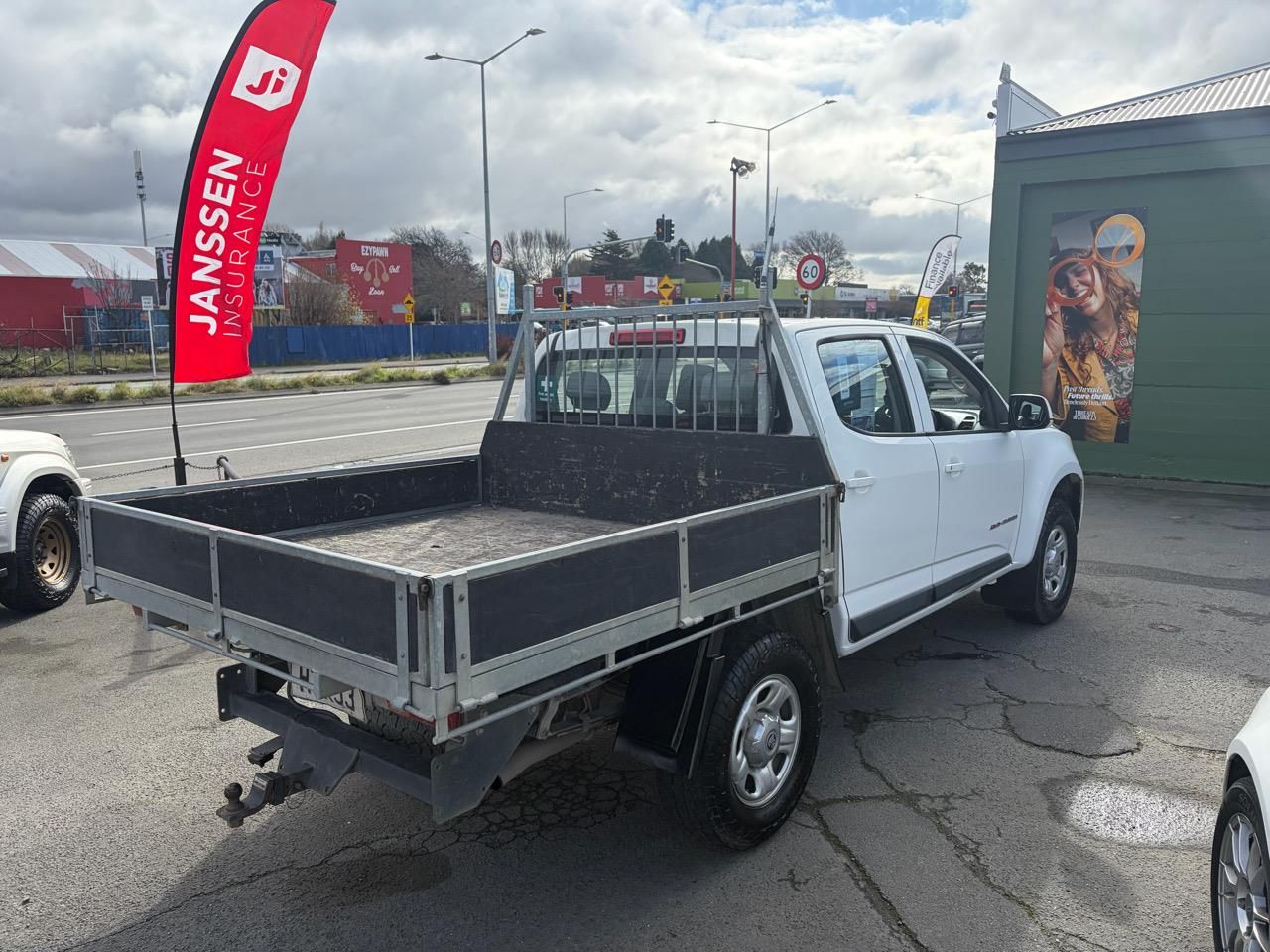 Vehicle image 4