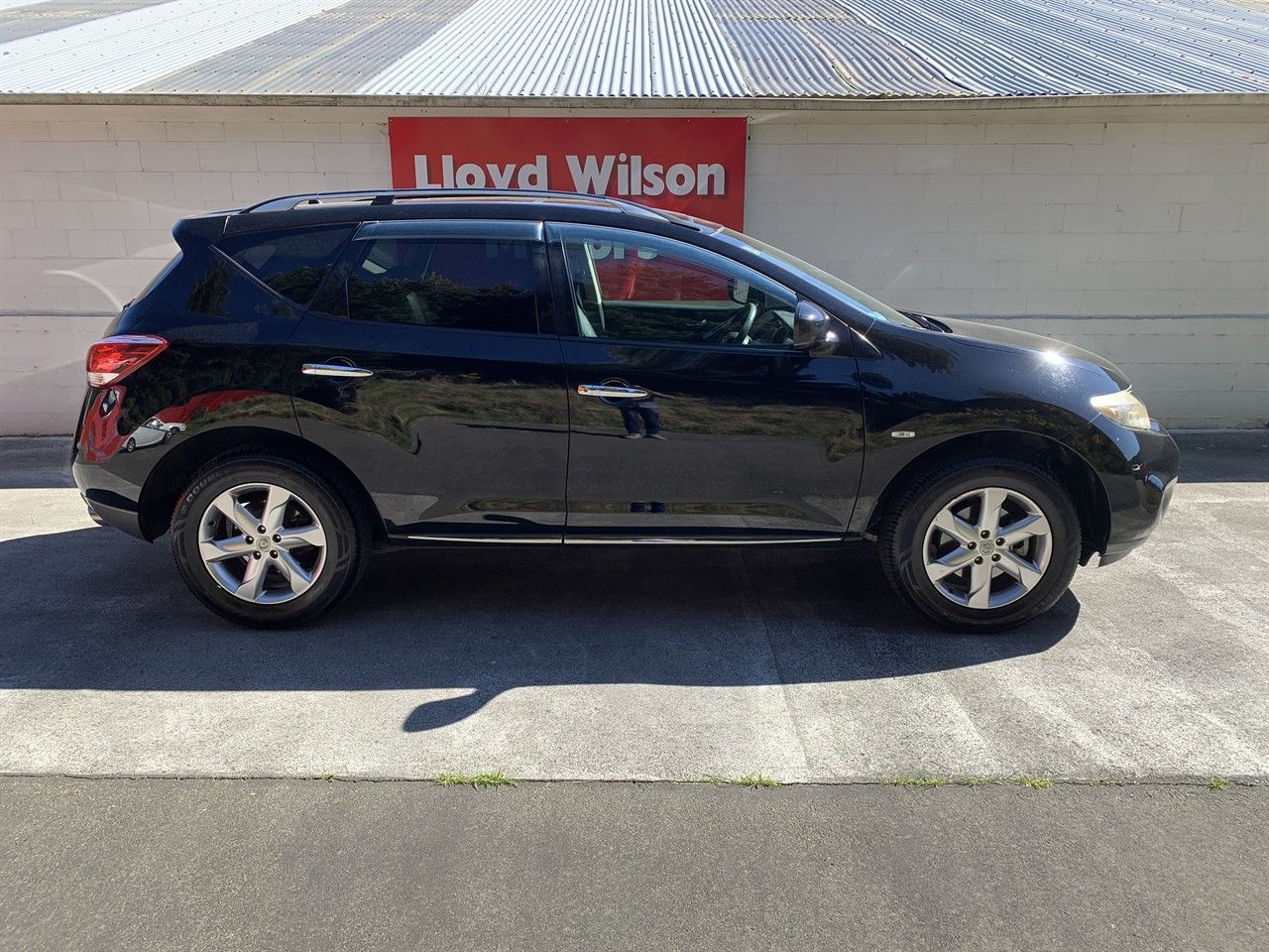 Vehicle image 3