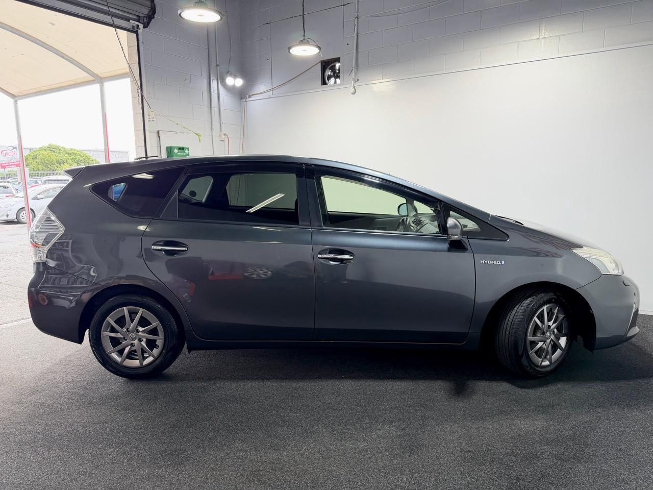 Vehicle image 5