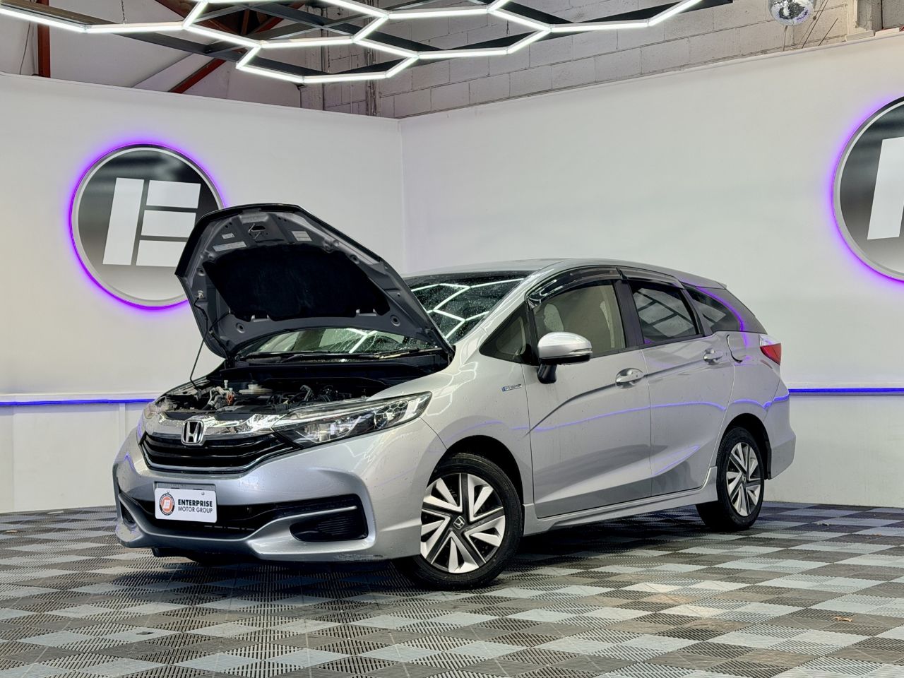Vehicle image 3
