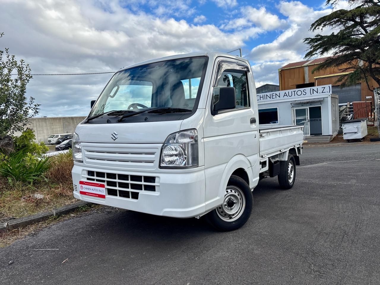 Vehicle image 1