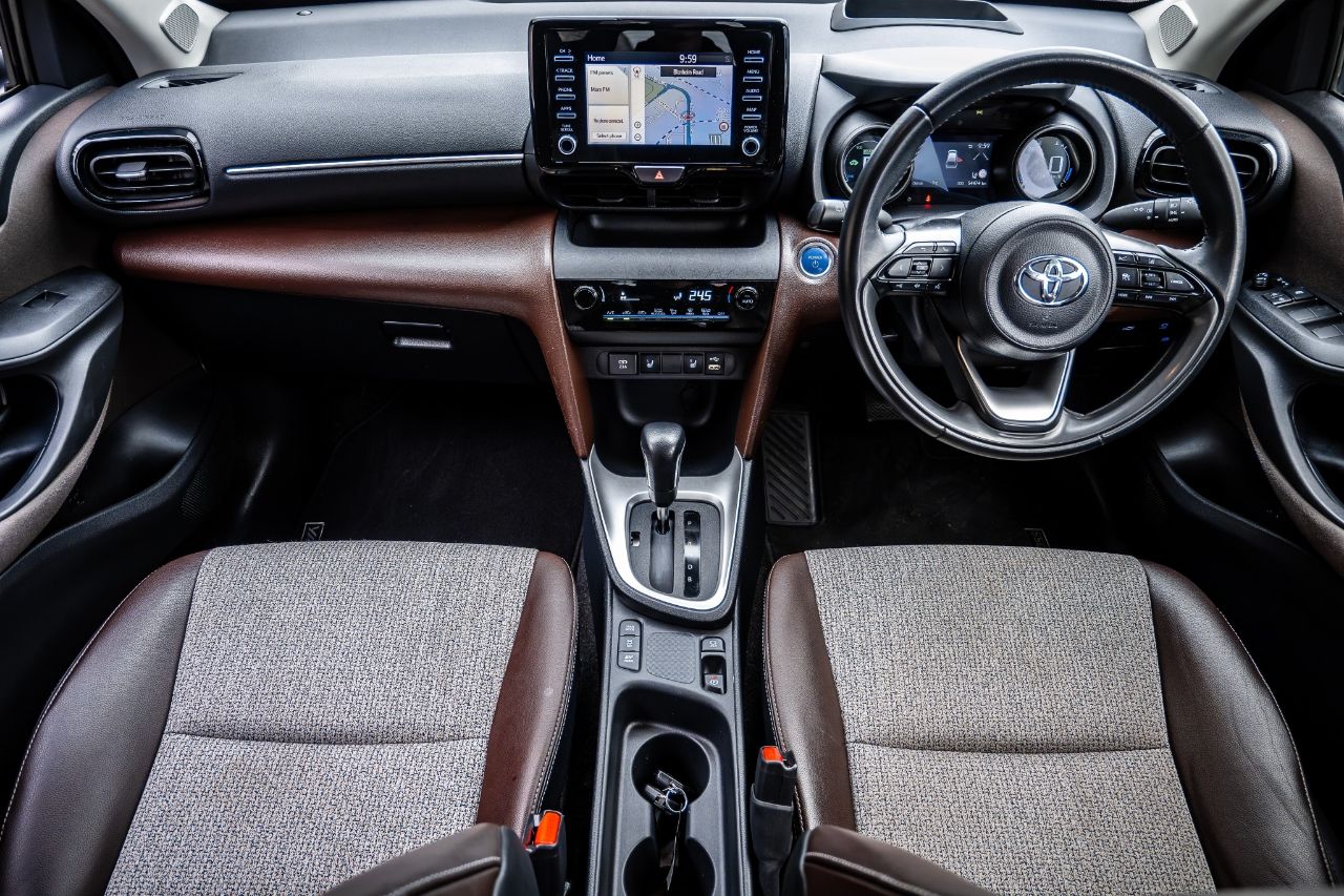 Vehicle image 2