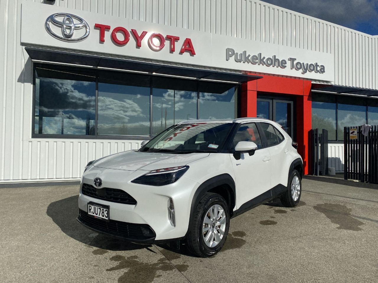 Vehicle image 1
