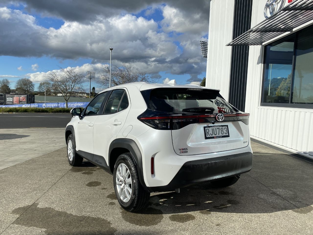 Vehicle image 3
