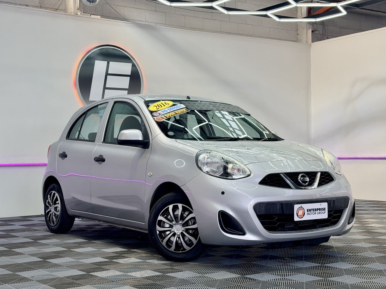 Vehicle image 1