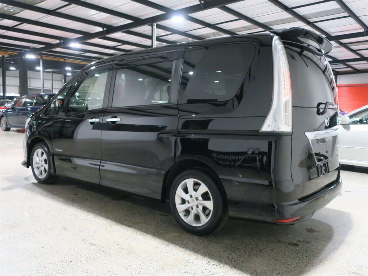 Vehicle image 4