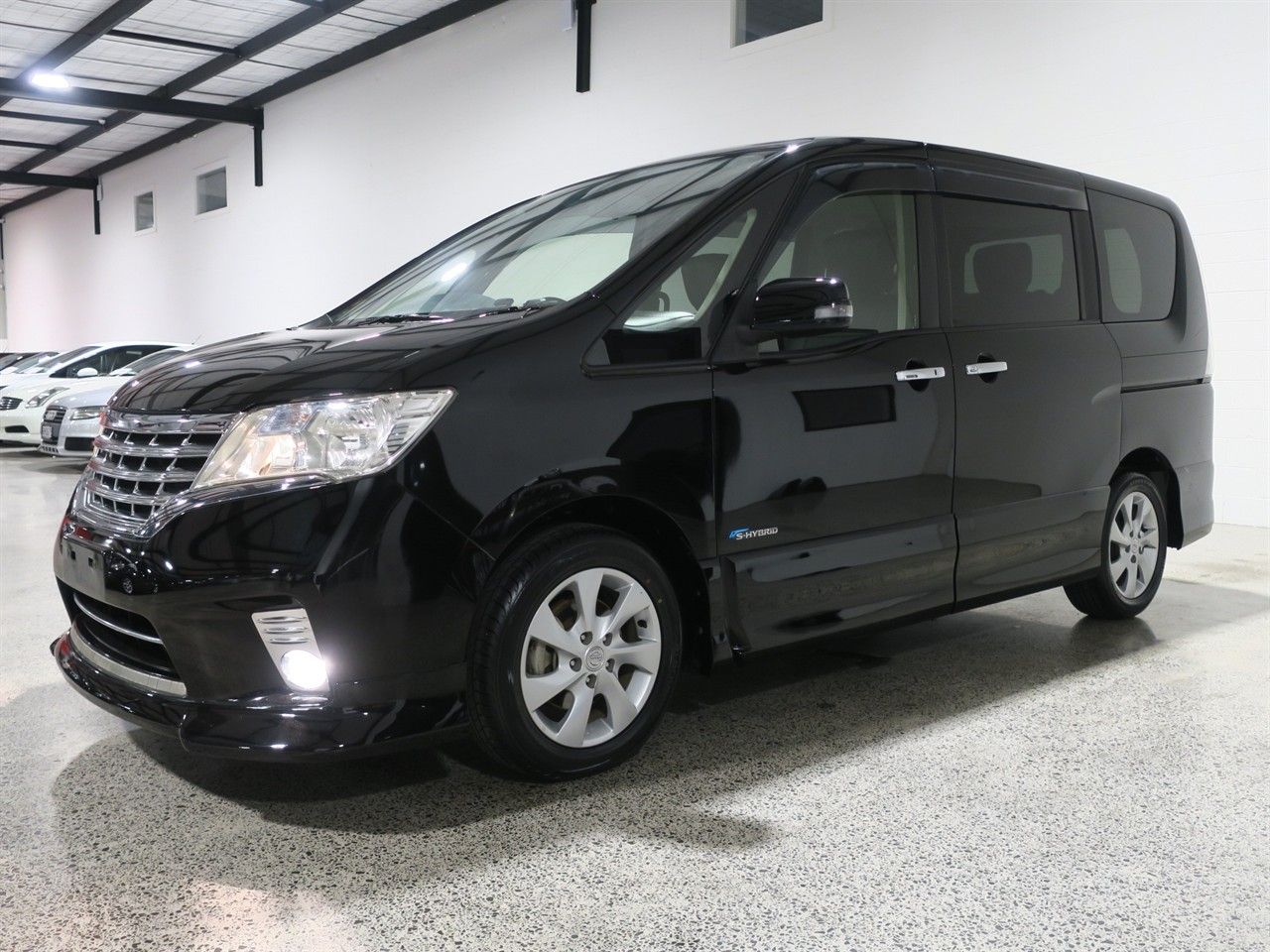 Vehicle image 5