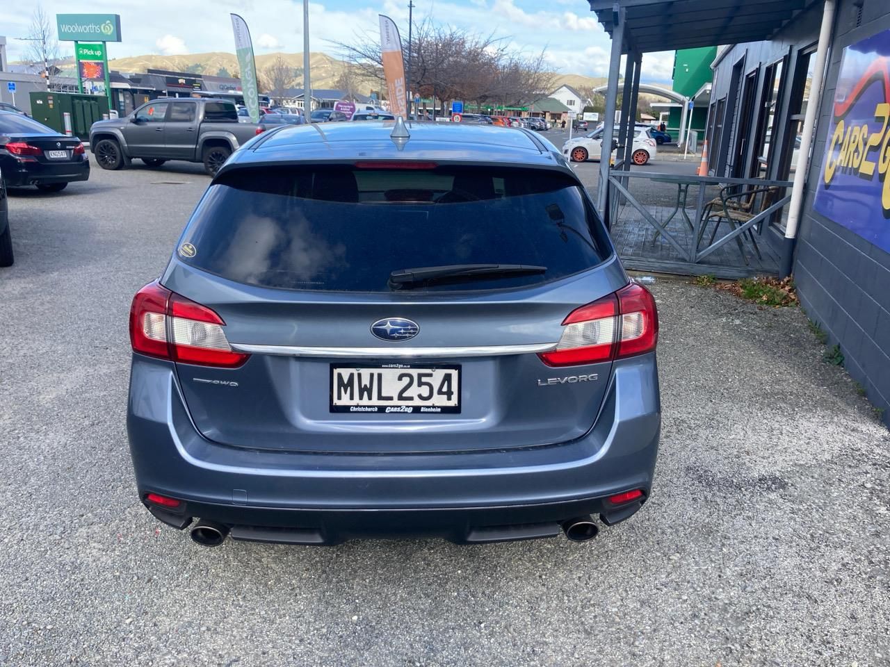 Vehicle image 4
