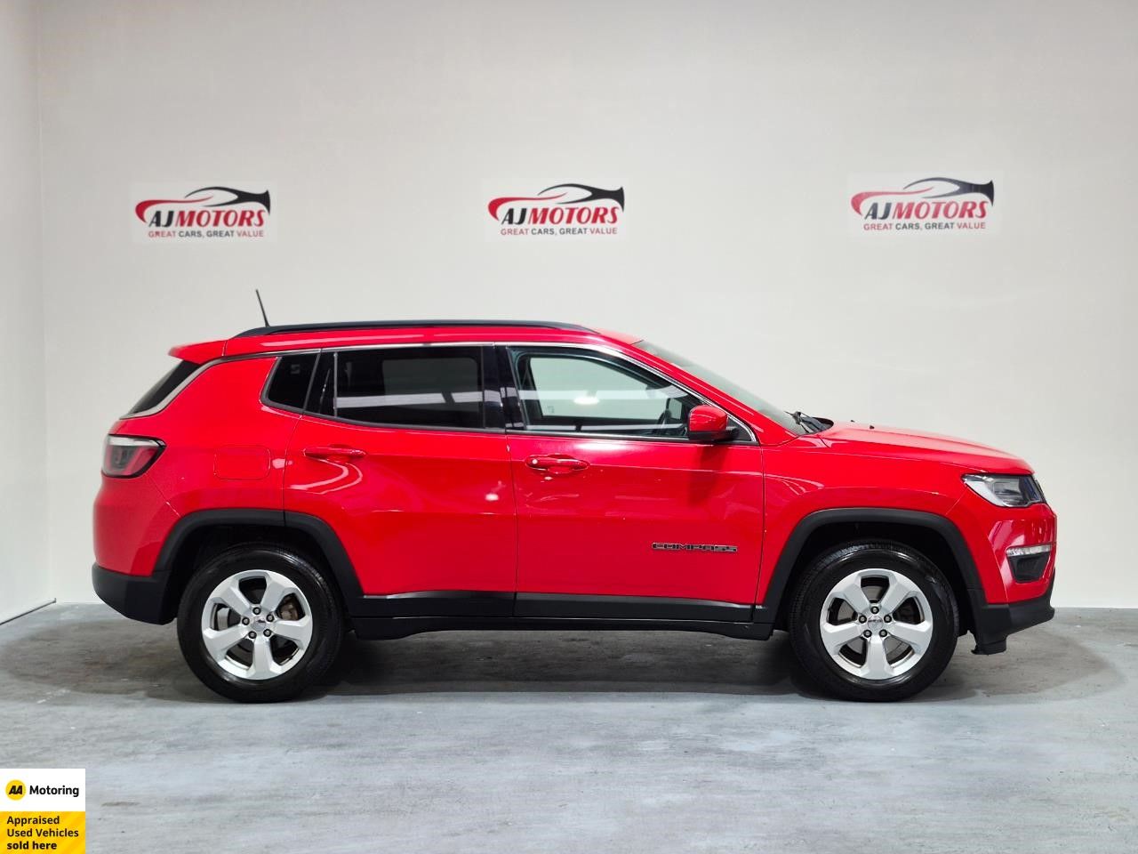 Vehicle image 3