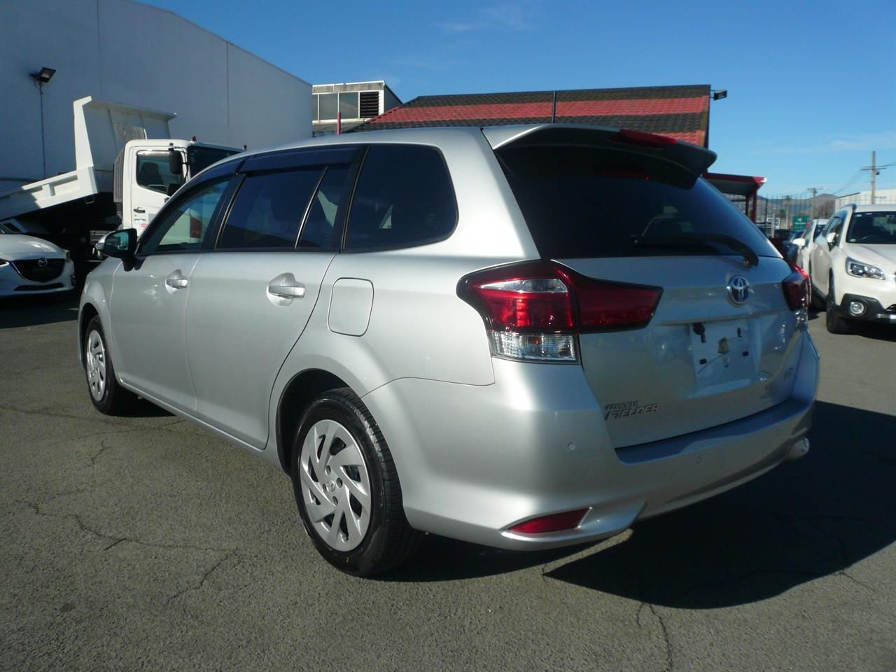 Vehicle image 4