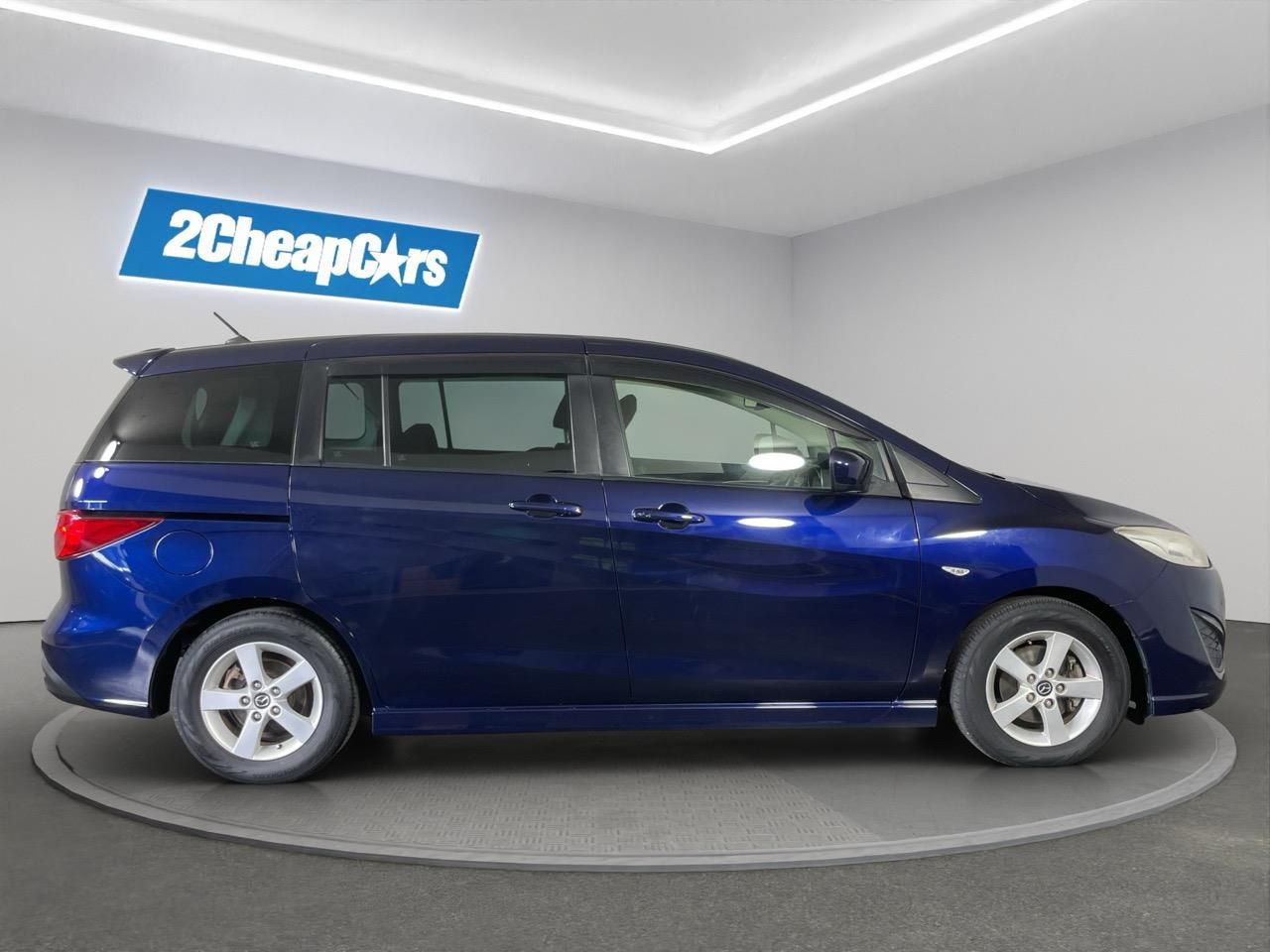 Vehicle image 4