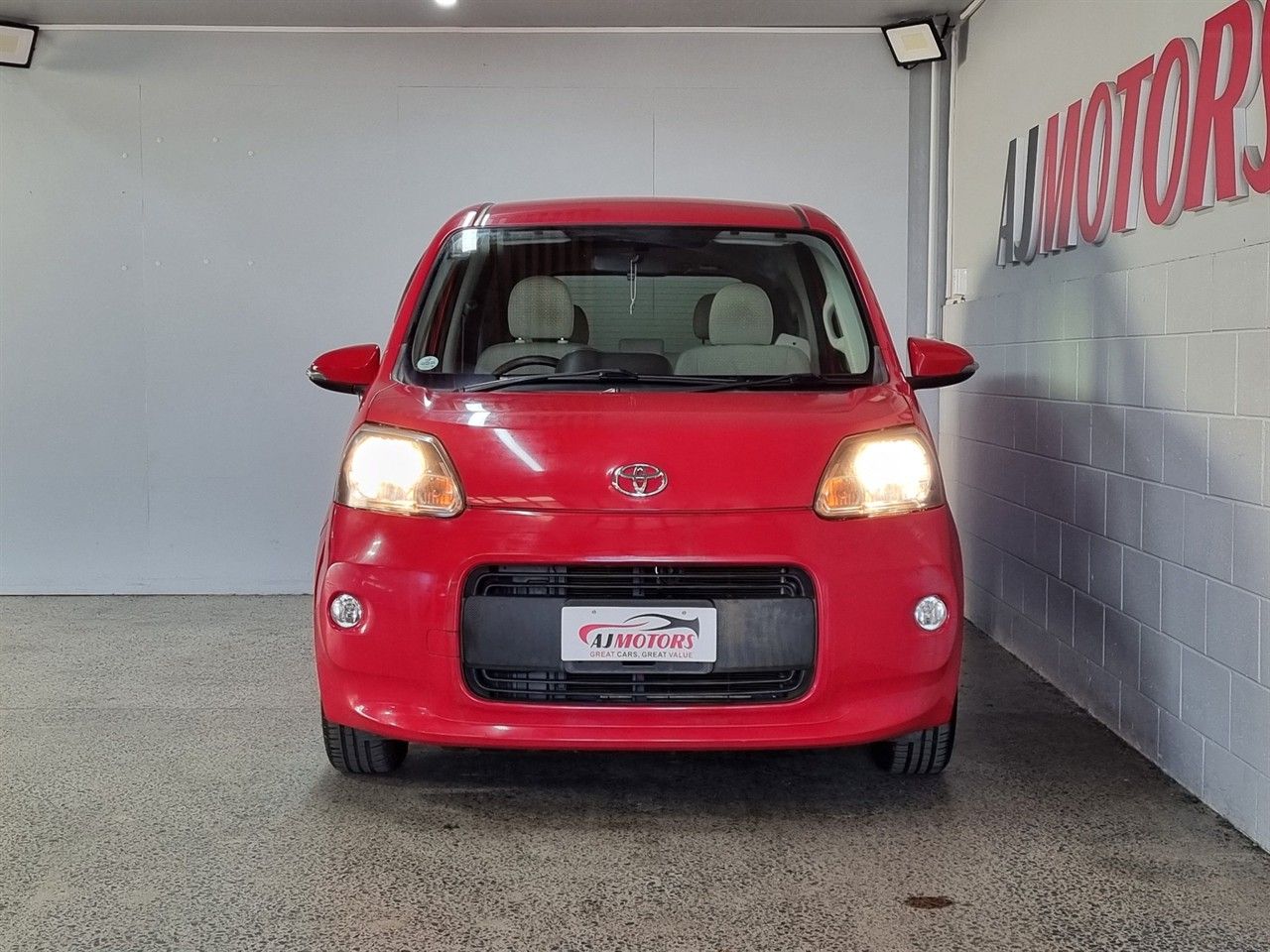 Vehicle image 2