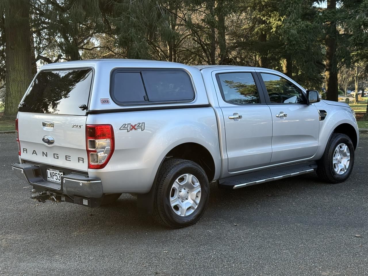 Vehicle image 5