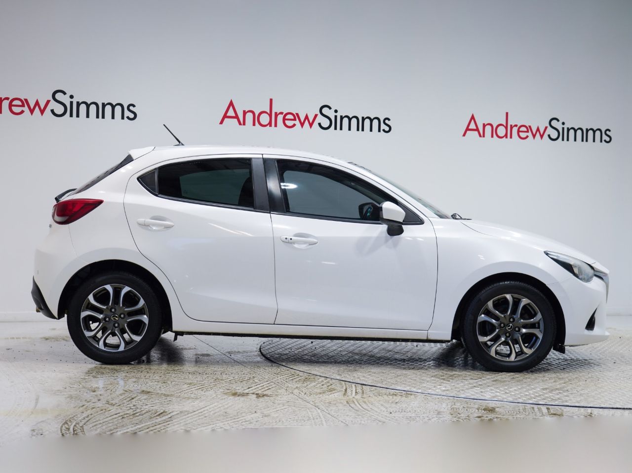 Vehicle image 3