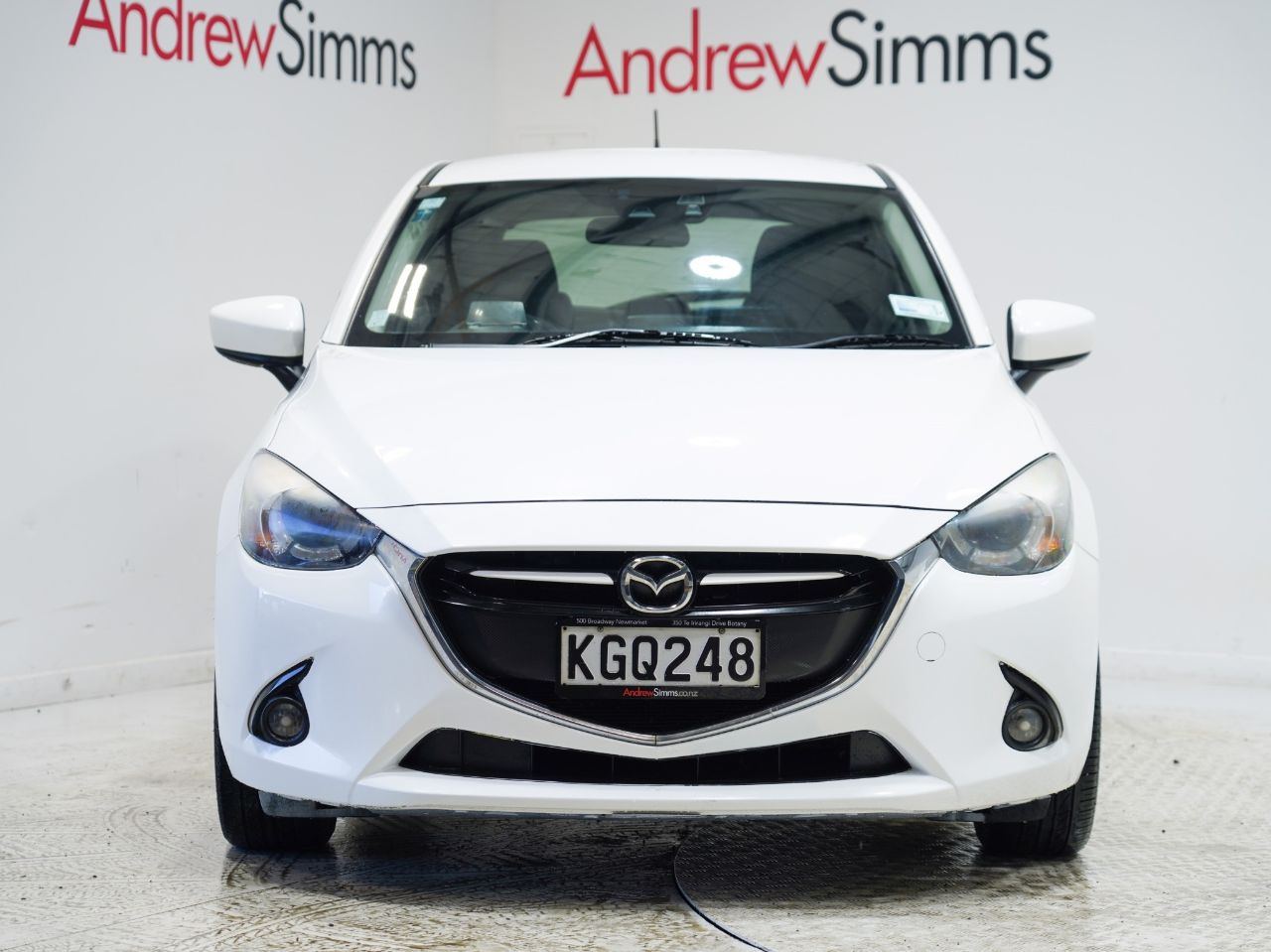 Vehicle image 4