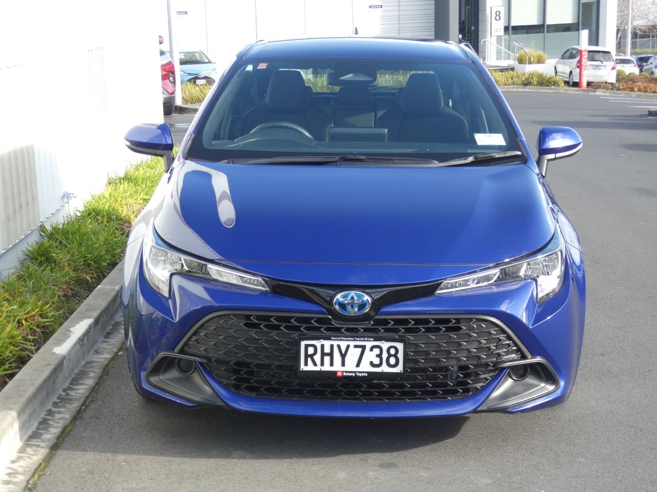 Vehicle image 3