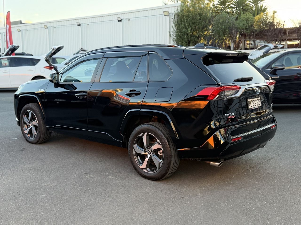 Vehicle image 3