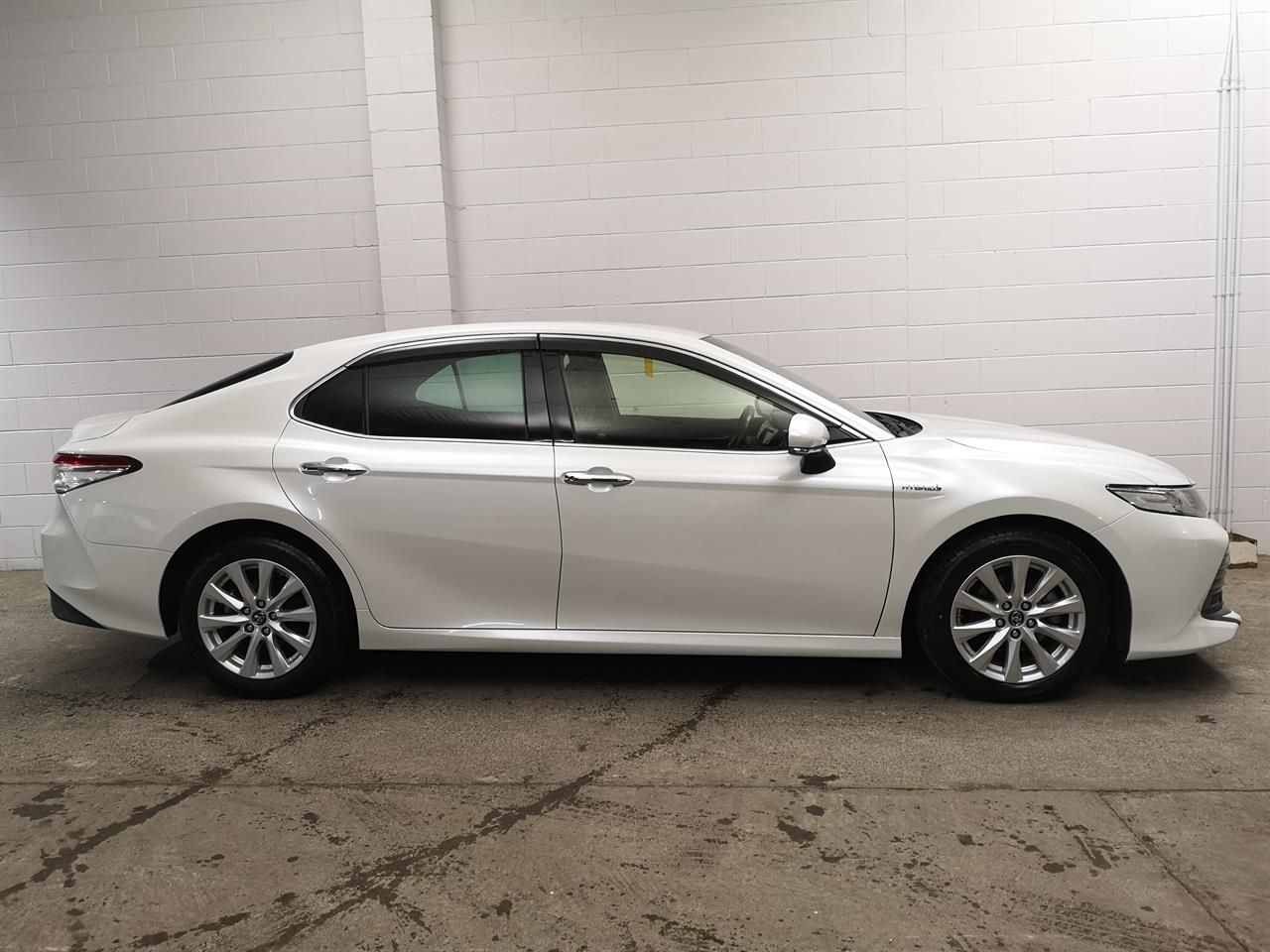 Vehicle image 3