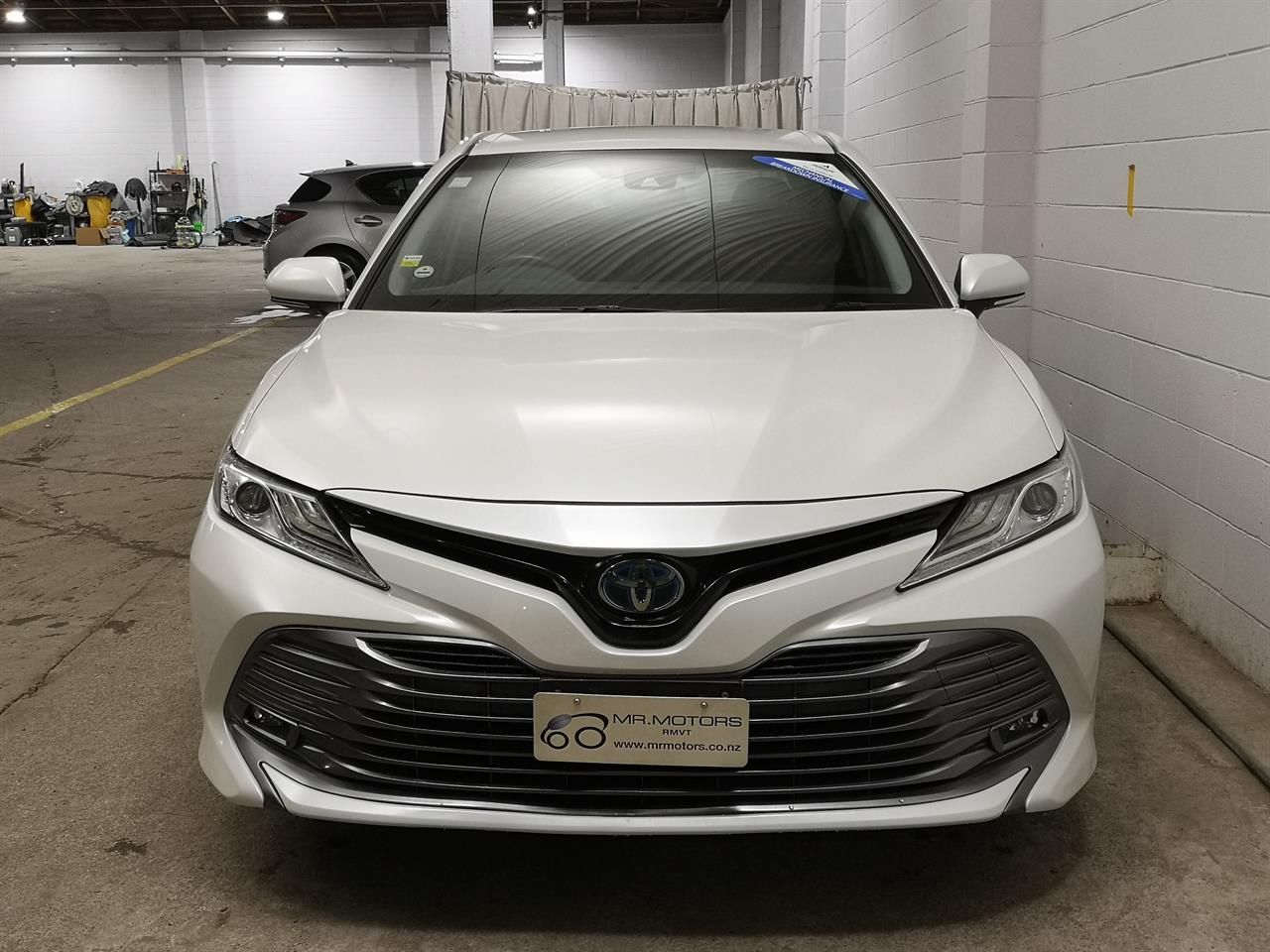 Vehicle image 4