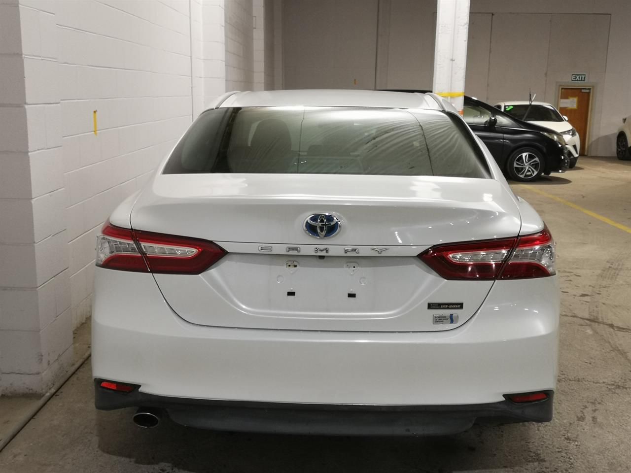 Vehicle image 5