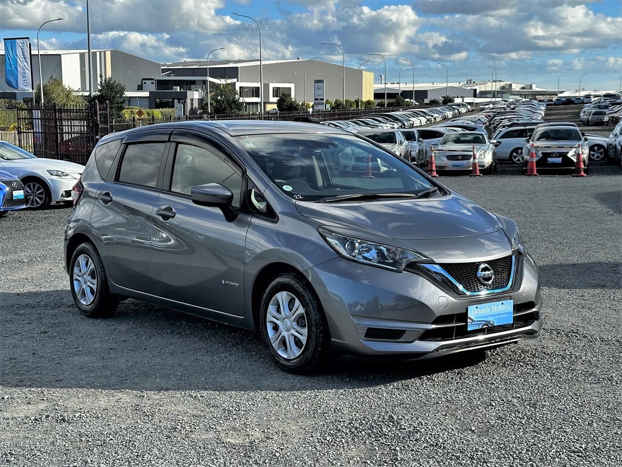Vehicle image 1