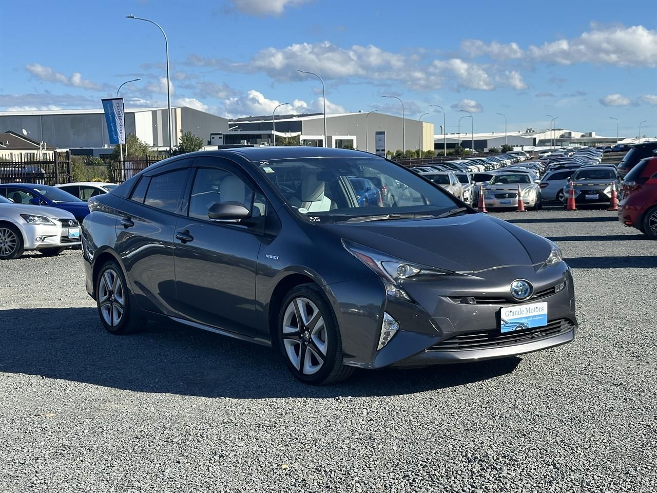 Vehicle image 1